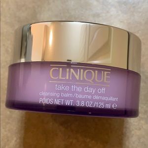 Clinque take the day off balm